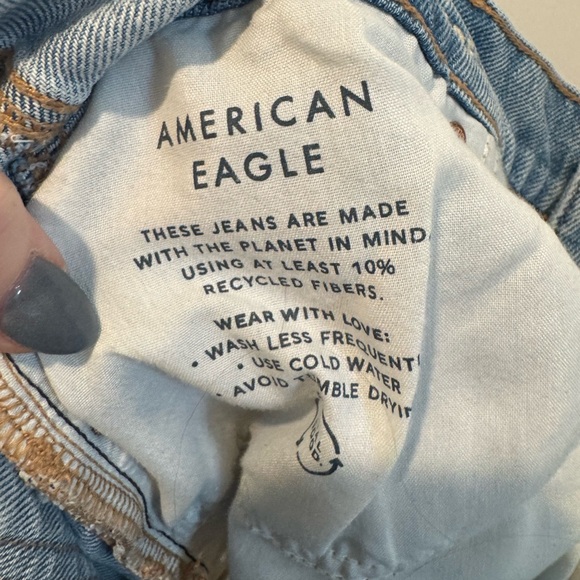 American Eagle Outfitters Light Wash Denim Barrel Jeans Size 14 - Picture 16 of 16